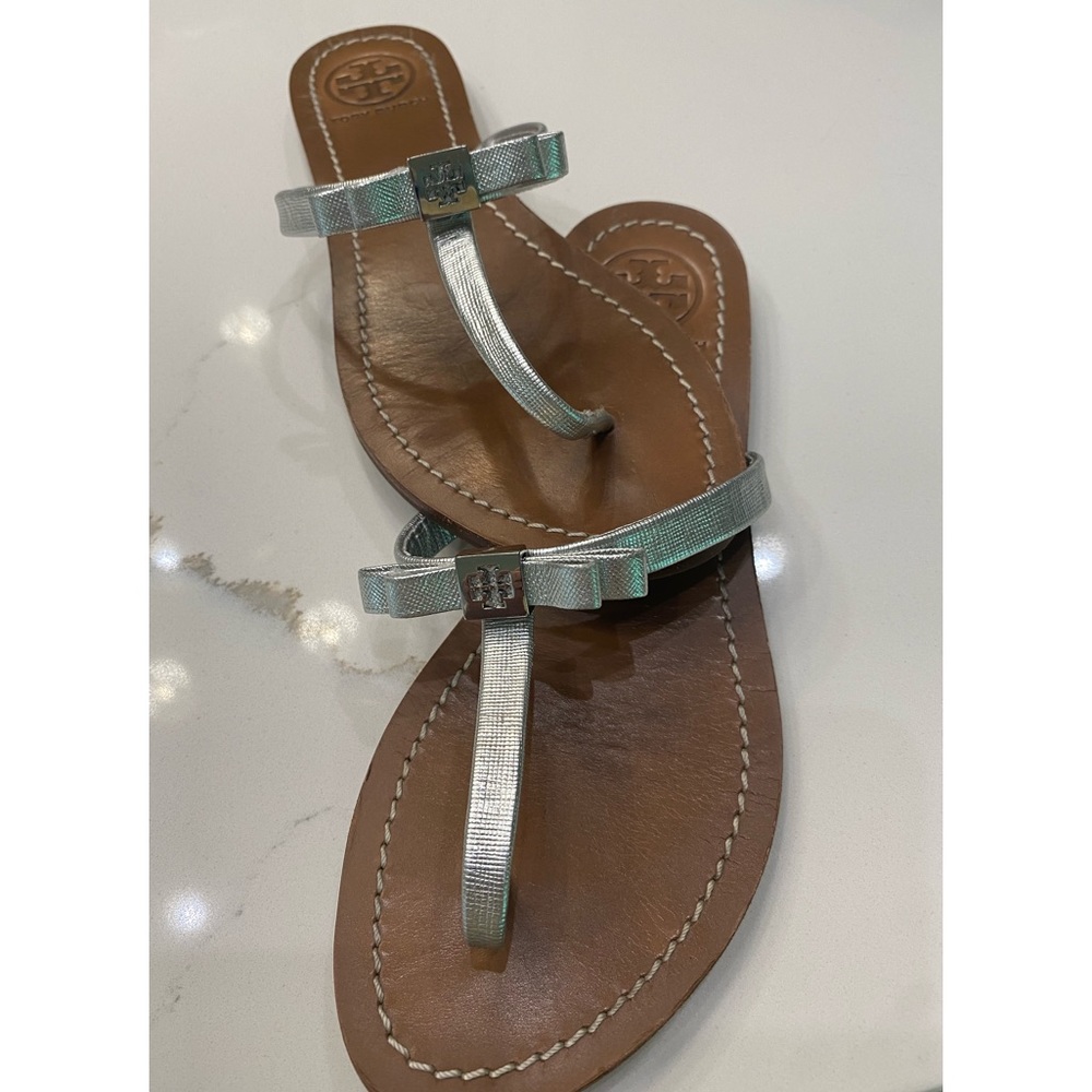 Silver Tory Burch bow sandals size 7
